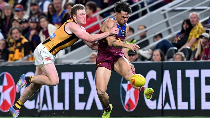 Live: Lions and Hawks in blockbuster, Cats name player in concussion drama