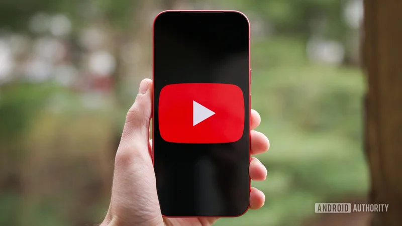 YouTube’s chat-style search experiment is coming to mobile devices