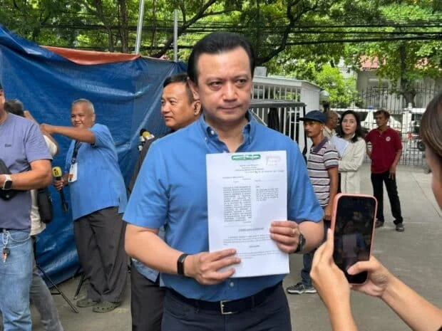 Trillanes to drop case vs four of 18 'ex-marines'