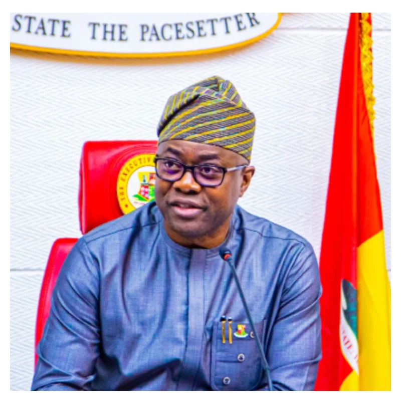 Makinde orders relocation of roadside traders in Oyo