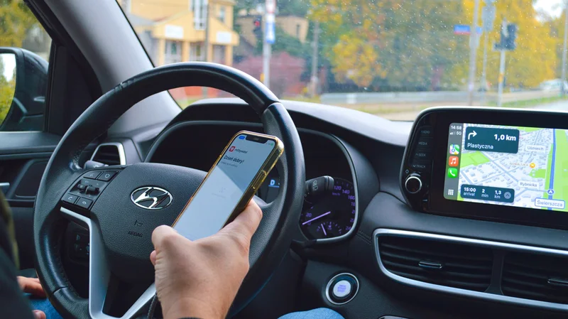 How to stop your phone from overheating in the car