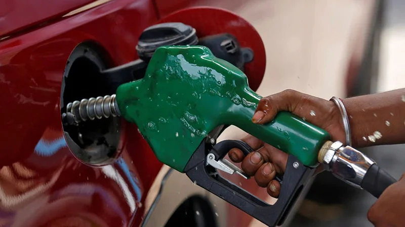Dangote Refinery: Nigerian filling stations reduce fuel price by N90/L in three weeks