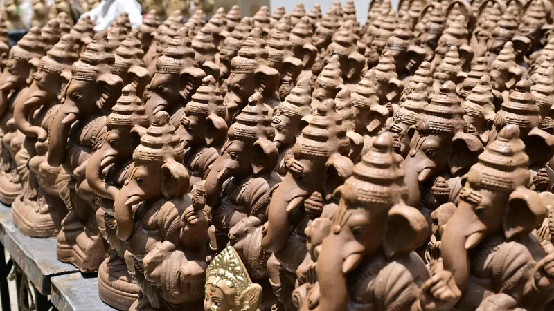 Pollution control board urges eco-friendly Gowri Ganesha celebrations in Dharwad