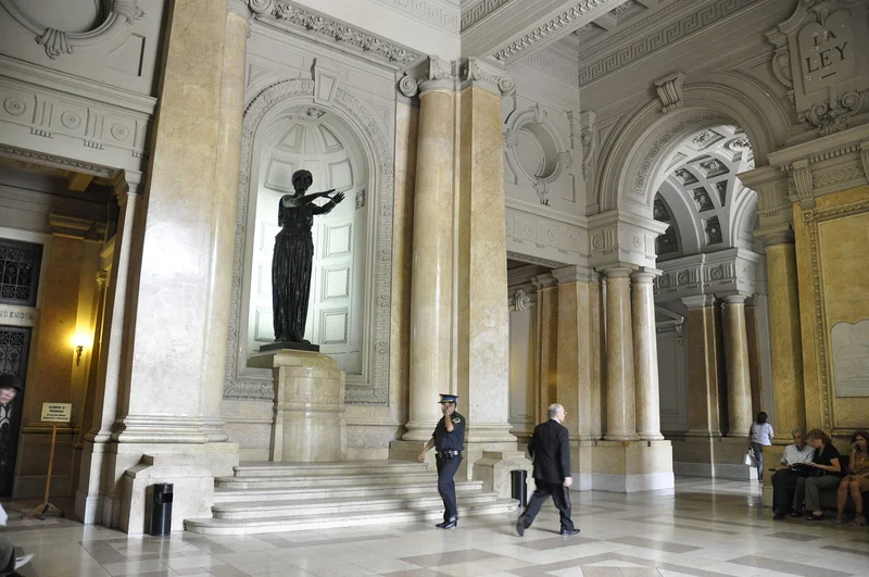 Mexico Waits on an Argentine Court to Send Back Rear Admiral Farias Laguna
