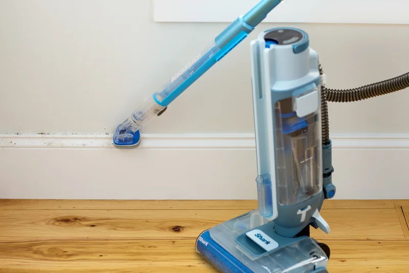 Shark’s Answer to the PencilWash Has an Extendable Wand to Clean Tight Spots