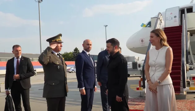 Zelensky arrives in Serbia for first visit, set to meet with Vučić