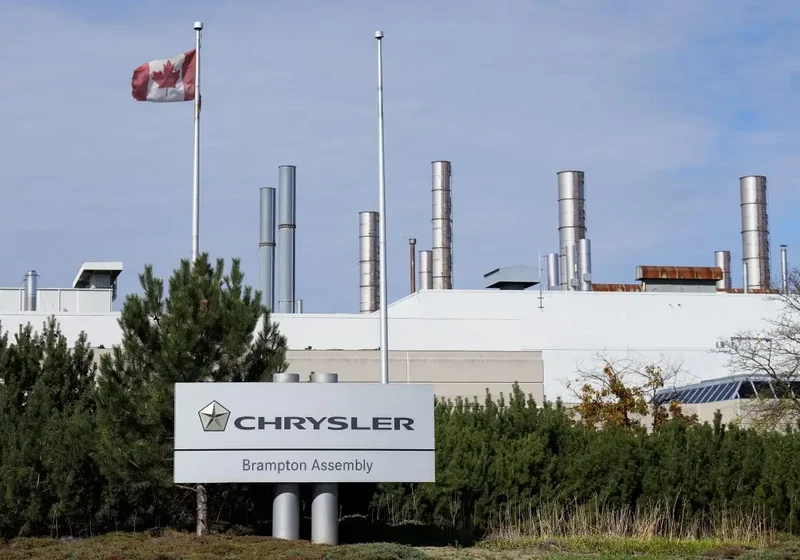 Stellantis ‘seriously considering’ closing Ontario assembly plant: Unifor