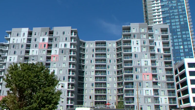 Calgary housing numbers show big drops in townhouse, apartment sales in July
