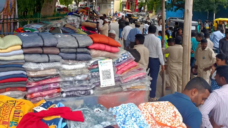 MCC clears encroachment of footpaths on Sayyaji Rao Road
