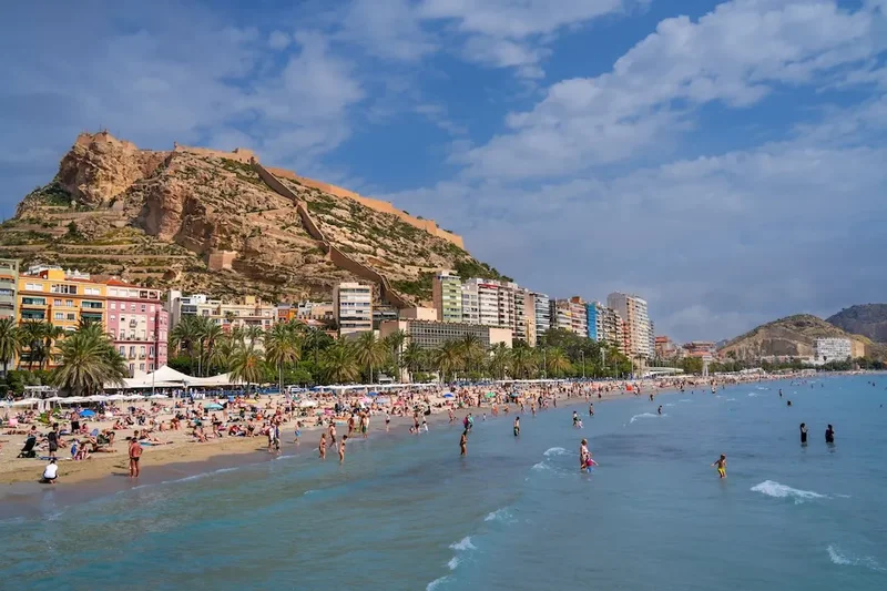 Alicante shows Spain how to avoid drownings at its beaches