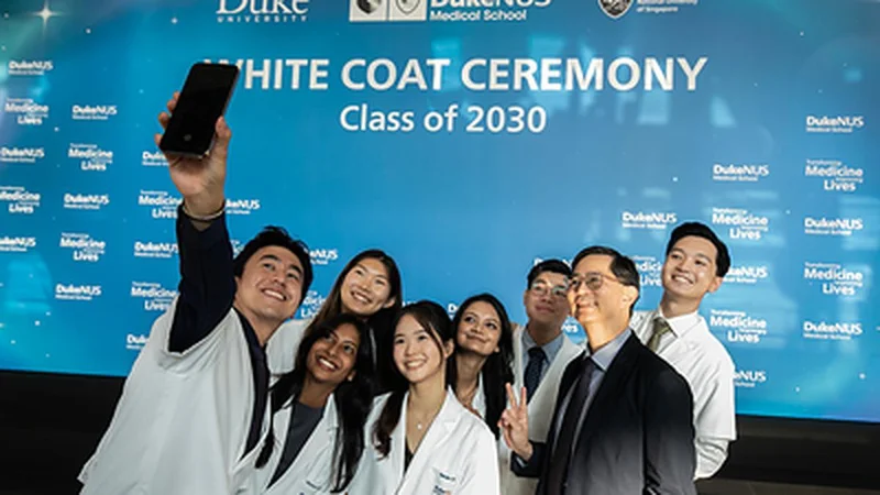 Record number of women join Duke-NUS as Class of 2030 brings diverse life and work experiences into medicine
