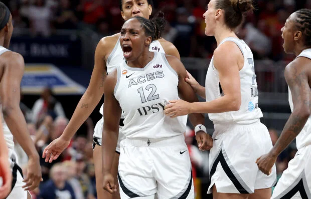 WNBA: Chelsea Gray hits buzzer-beater as Aces escape Fever in OT