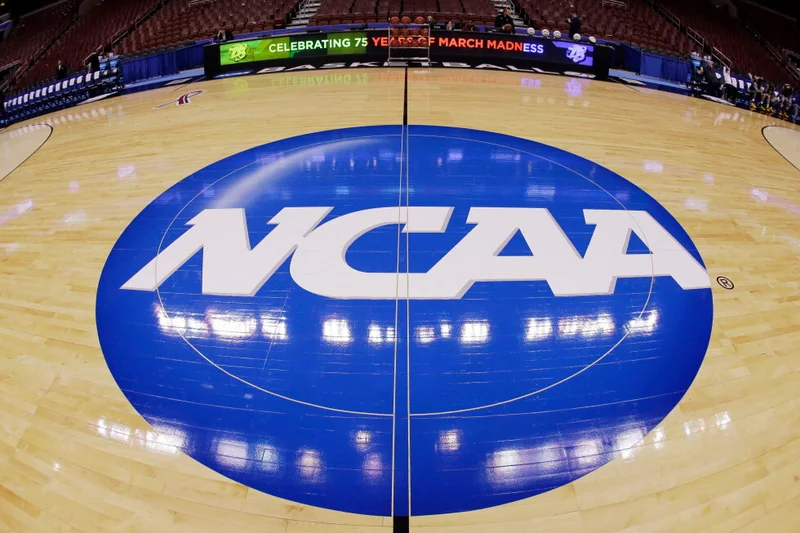 Federal appeals court halts ruling allowing thousands of college players extra year of eligibility