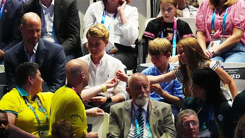 Aussie swim great’s gift for Princess Charlotte as royals set Games record
