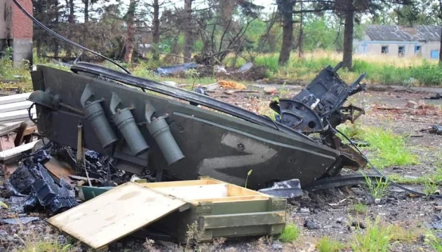 Russia loses another 1,390 troops and 80 artillery systems in the war against Ukraine over past day