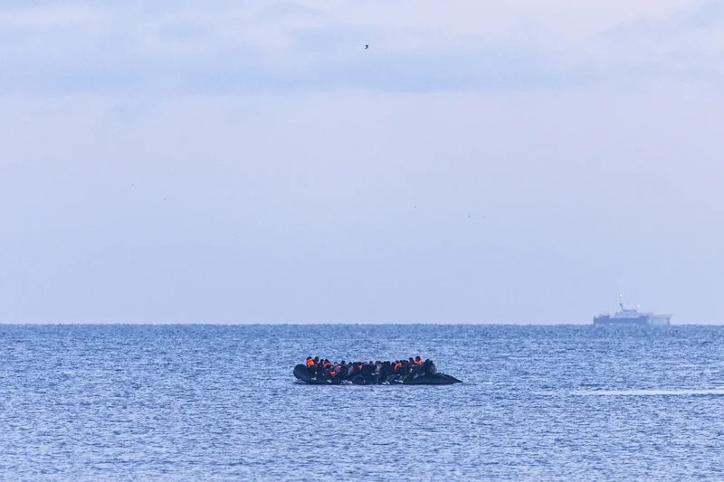 Nearly 100 migrants rescued after boat breaks down during attempted Channel crossing
