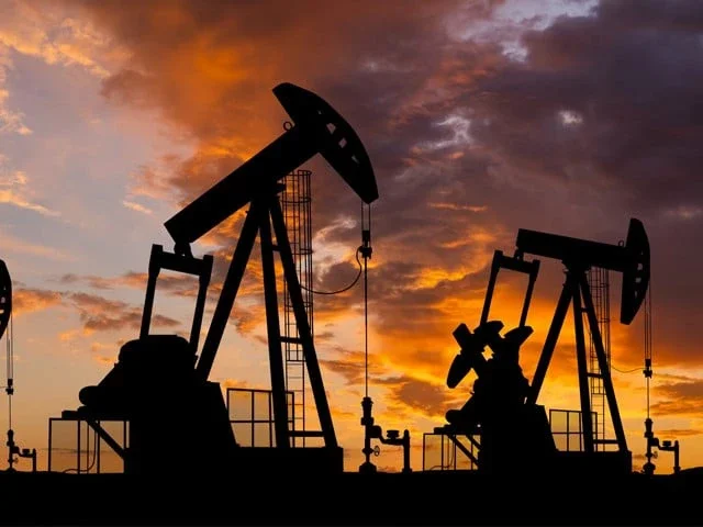 Oil prices slip as Iran cites progress with Oman on Hormuz agreement
