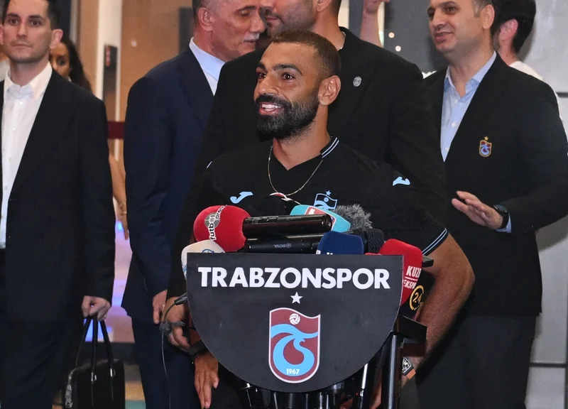 Official: Trabzonspor sign Salah on blockbuster 2-year deal