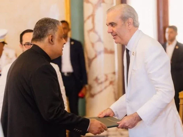 Pakistan envoy presents credentials to Dominican president, pledges stronger bilateral ties