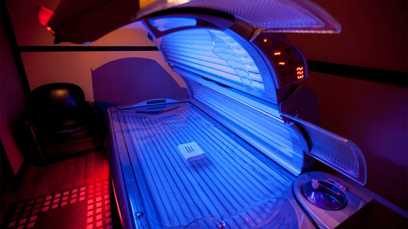 Tanning Is Getting Hot Again. Here's What It Really Does to Your Skin.