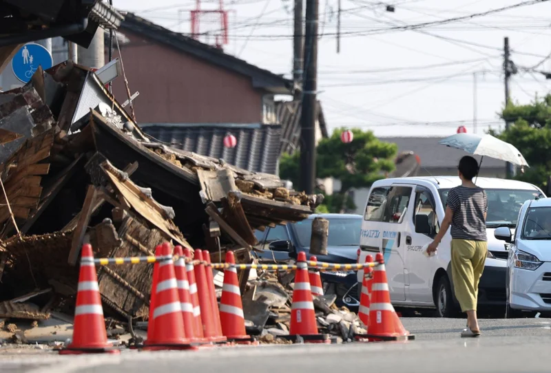 One week on, disaster response in Kumamoto shifts to helping survivors