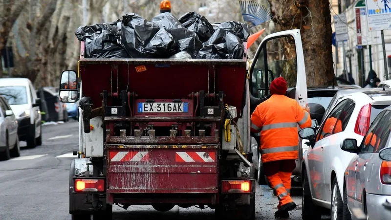 Lost US$1.15 million lottery ticket dug out of trash by Italian garbagemen