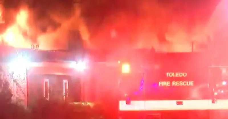Explosions kill 2 workers in Ohio industrial recycling plant, spark massive fire