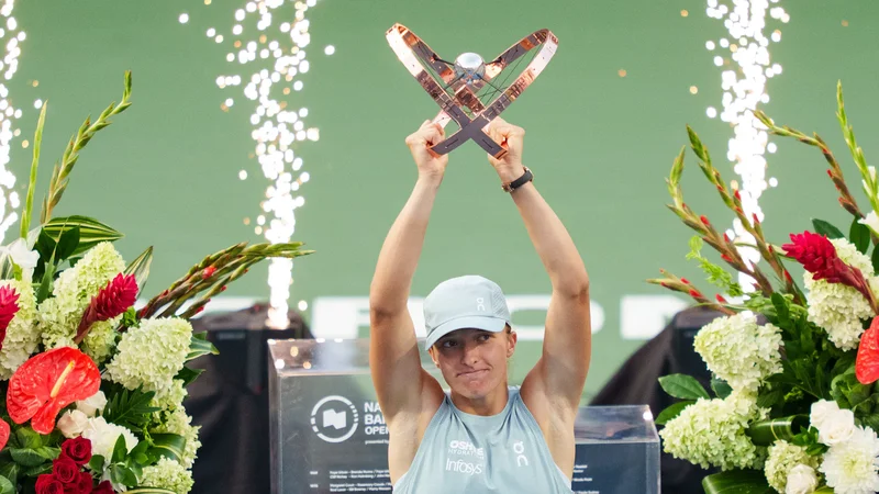 Swiatek wins National Bank Open title
