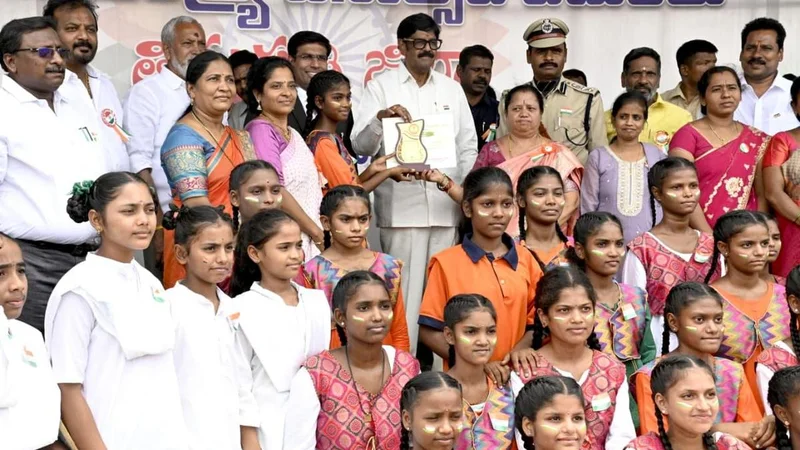 APIIC tableau bags first prize at I-Day event in Tirupati