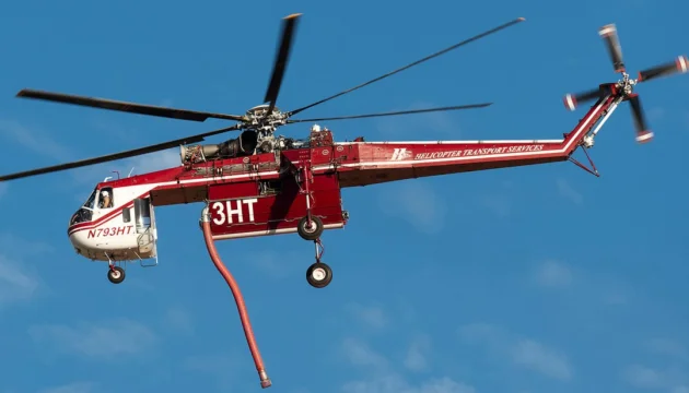 Sikorsky Skycrane helicopter crash in US leaves two pilots killed