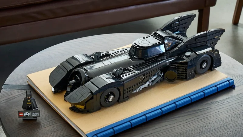 LEGO Batman Returns Batmobile Set Officially Announced