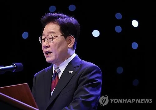 Lee stresses growth, inclusion in tribute to late President Kim Dae-jung