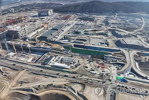 Sk hynix to invest 54.3 tln won in Yongin's Y2 fab, Cheongju's M17 fab