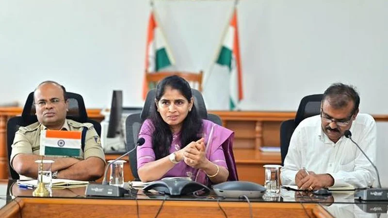 Chamarajanagar district ranks first in Karnataka in Bhoomi software khata mutation work
