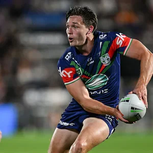 Luke Metcalf recalled as Warriors halfback for Panthers clash