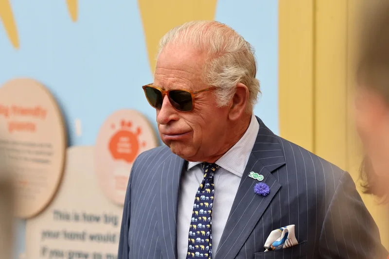 Radio station falsely announced King’s death then broadcast 16 minutes of silence as panicked presenter ran away