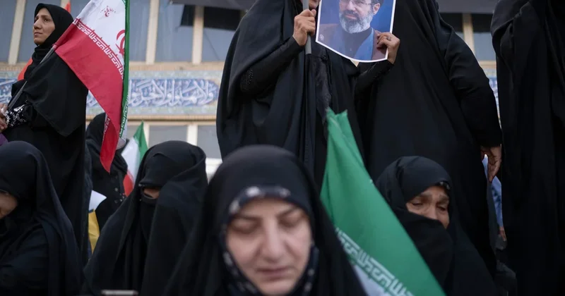 Iran dismisses Trump's "economic D-Day" threat as more "failed policies"