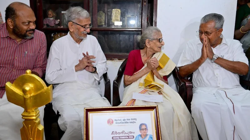 M.K. Sanoo never thought continuos Left rule will be dangerous, says Pinarayi Vijayan