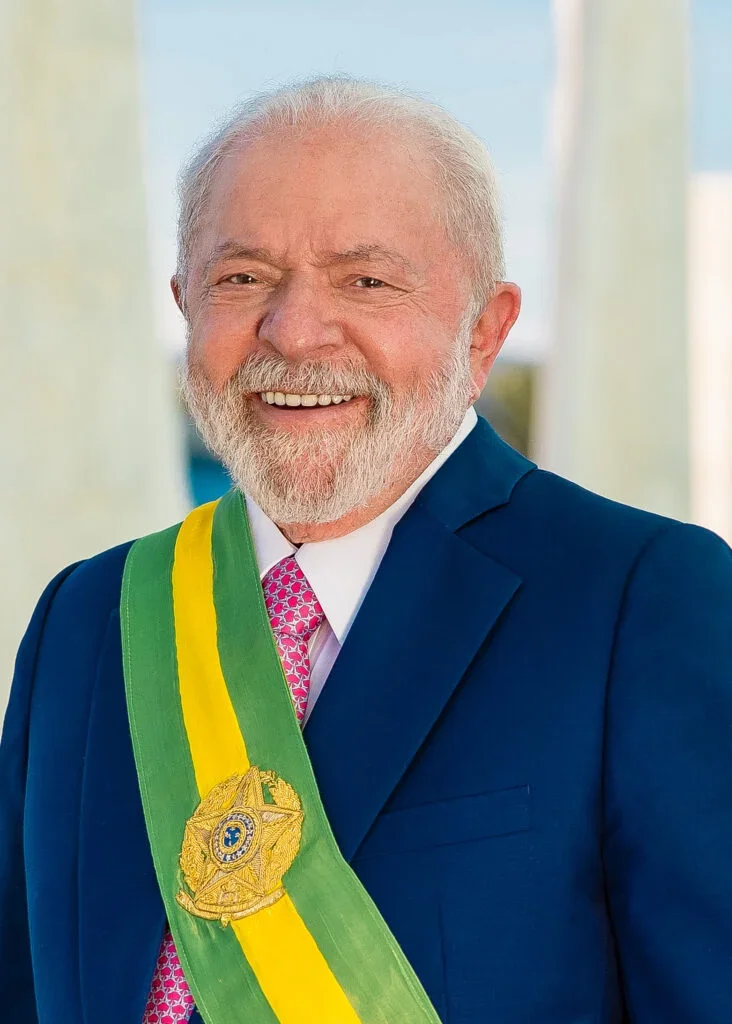 New CNT/MDA Poll Puts Lula at 42% and Ahead of Flávio Bolsonaro
