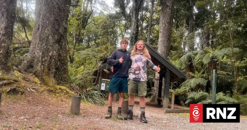 Kiwi climbers rescued from Solomons ravine after eight days doing well, mum says