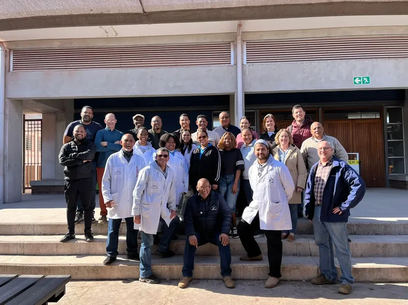 West Coast Science teachers strengthen physics and astronomy inquiry-based teaching skills