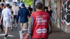 Big Issue says vendors struggling as sales hit by heatwaves