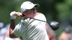 McIlroy back in form with lead at BMW Championship