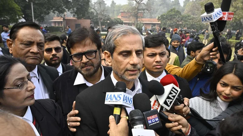 Delhi Court orders property attachment of Advocate Mehmood Pracha over unpaid fine
