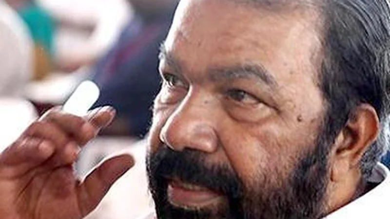 Sivankutty demands action against officials responsible for transport of Rajesh’s body without freezer facilities