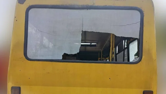 Enemy strikes minibus in Kherson community again, killing one and injuring several others