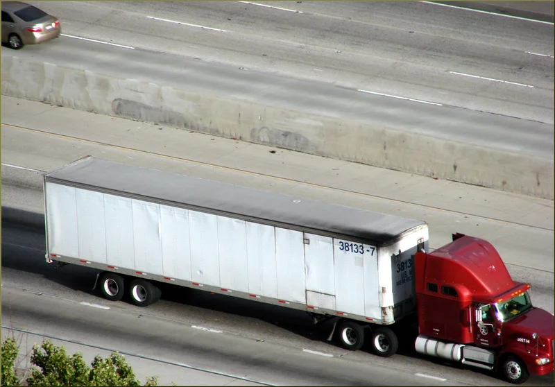 Colombia Treats Freight Transport as a High-Risk Activity: What Drivers Get