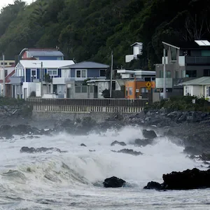 Weather: Thousands without power across Wellington and the South Island