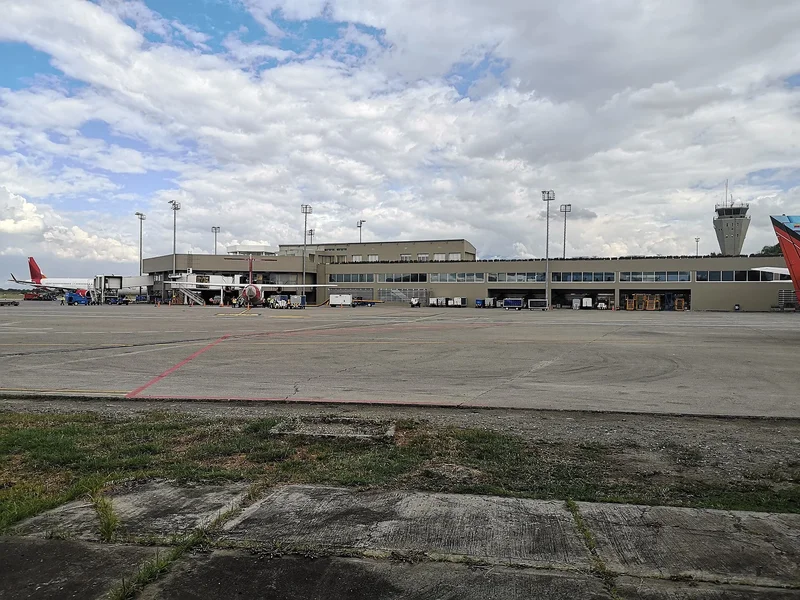 Colombia Airports After the Quake: What’s Open and What’s Closed