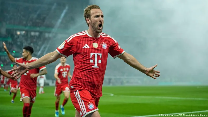 Harry Kane named footballer of the year in Germany